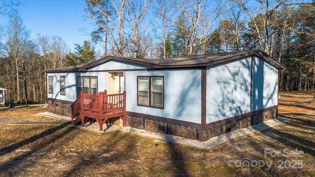 50 N Duncan Hill Lane, Taylorsville, NC 28681