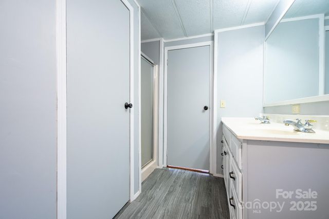 50 N Duncan Hill Lane, Taylorsville, NC 28681