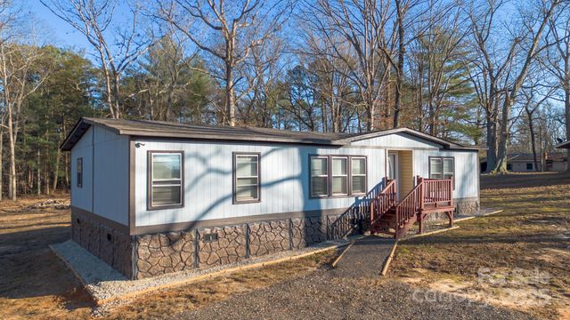 50 N Duncan Hill Lane, Taylorsville, NC 28681