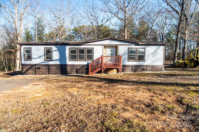 50 N Duncan Hill Lane, Taylorsville, NC 28681