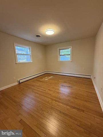 51 BLAIR RD, Fredericksburg, VA 22405