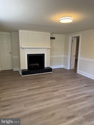 51 BLAIR RD, Fredericksburg, VA 22405