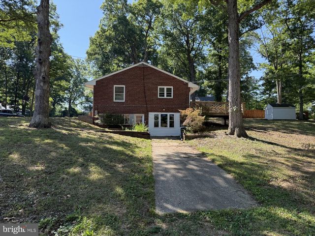 51 BLAIR RD, Fredericksburg, VA 22405