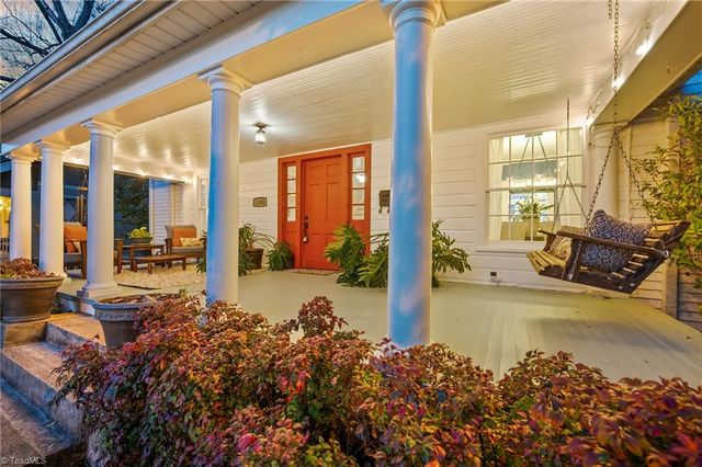 1106 West End Boulevard, Winston-salem, NC 27101