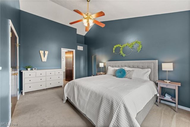 657 Ashbrook Drive, Wadsworth, OH 44281