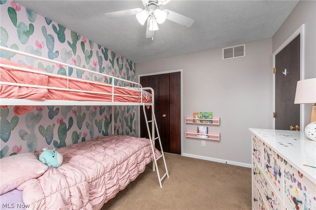 657 Ashbrook Drive, Wadsworth, OH 44281