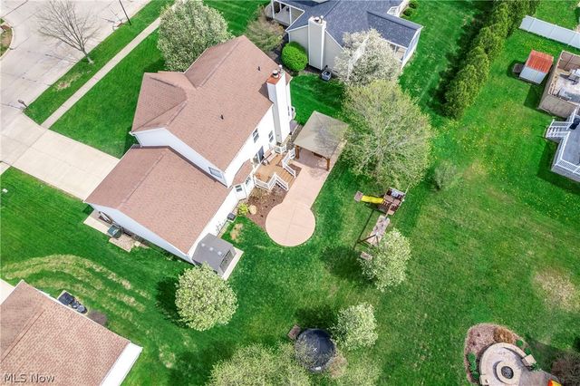 657 Ashbrook Drive, Wadsworth, OH 44281