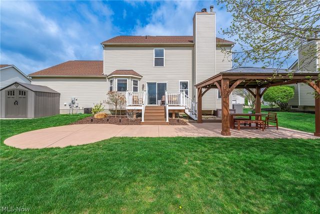 657 Ashbrook Drive, Wadsworth, OH 44281