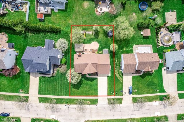 657 Ashbrook Drive, Wadsworth, OH 44281