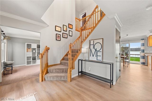 657 Ashbrook Drive, Wadsworth, OH 44281