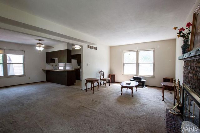 102 Britanna Drive, Swansea, IL 62226