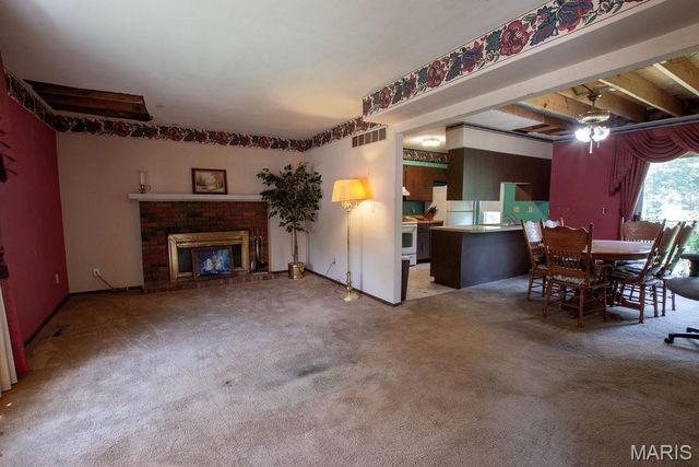 102 Britanna Drive, Swansea, IL 62226