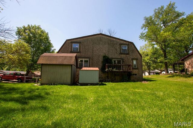 102 Britanna Drive, Swansea, IL 62226