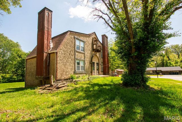102 Britanna Drive, Swansea, IL 62226