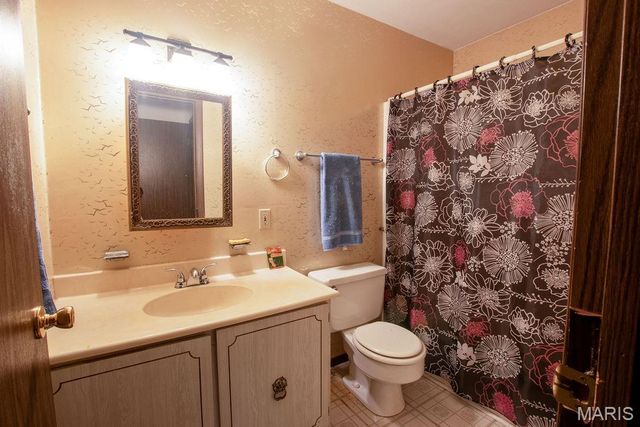 102 Britanna Drive, Swansea, IL 62226