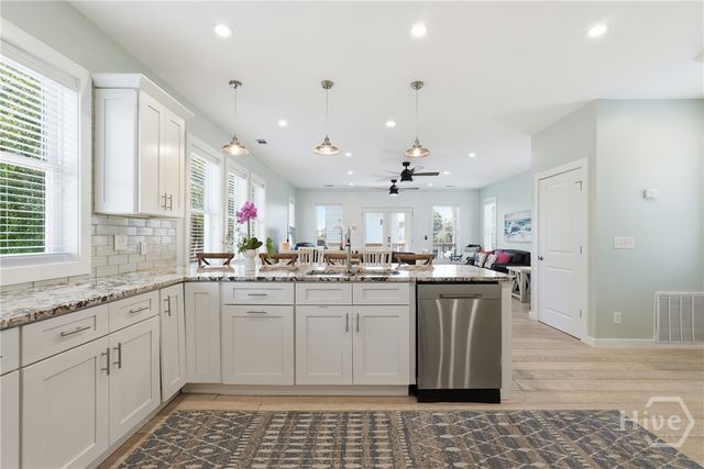 10 13th Place, Tybee Island, GA 31328