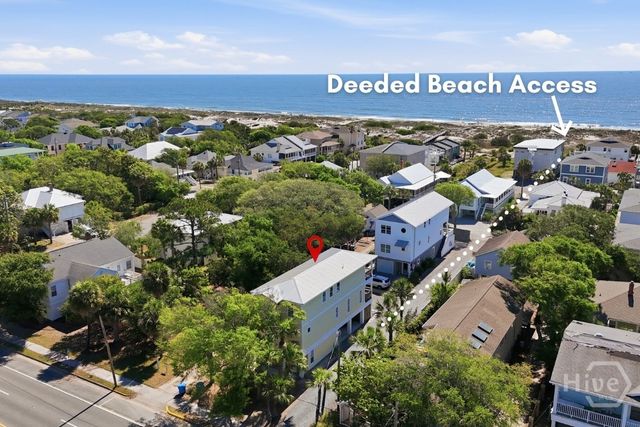 10 13th Place, Tybee Island, GA 31328