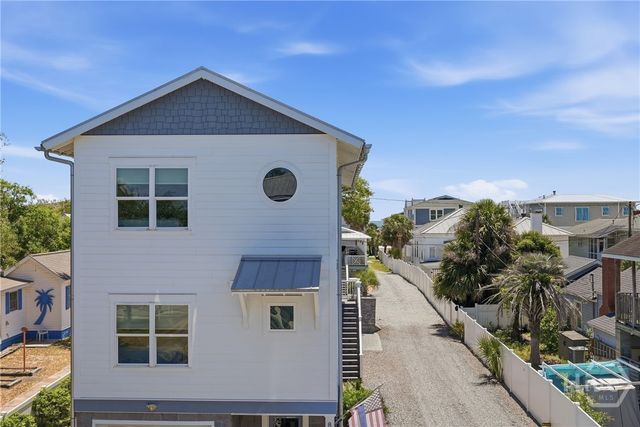 10 13th Place, Tybee Island, GA 31328