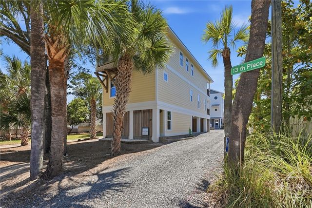 10 13th Place, Tybee Island, GA 31328
