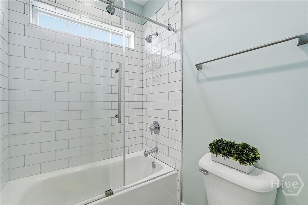 Image 38 of property listing at 10 13th Place, Tybee Island, GA 31328