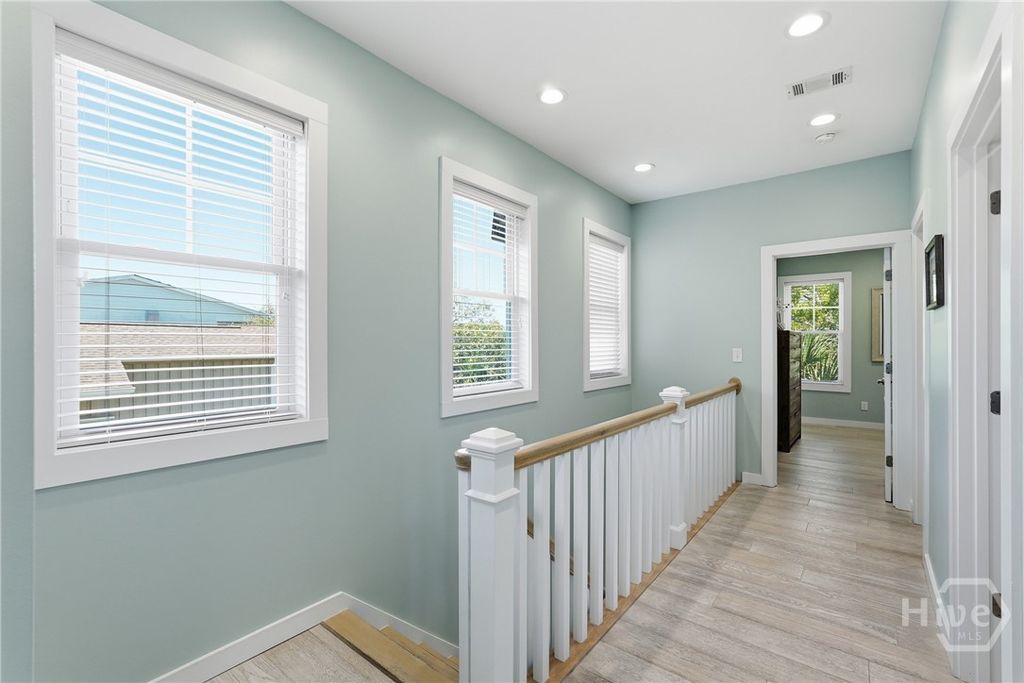 Image 44 of property listing at 10 13th Place, Tybee Island, GA 31328