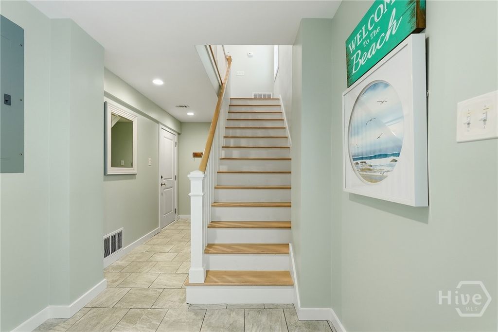 Image 47 of property listing at 10 13th Place, Tybee Island, GA 31328