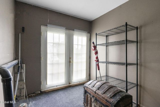 52 Boght Road, Colonie, NY 12189