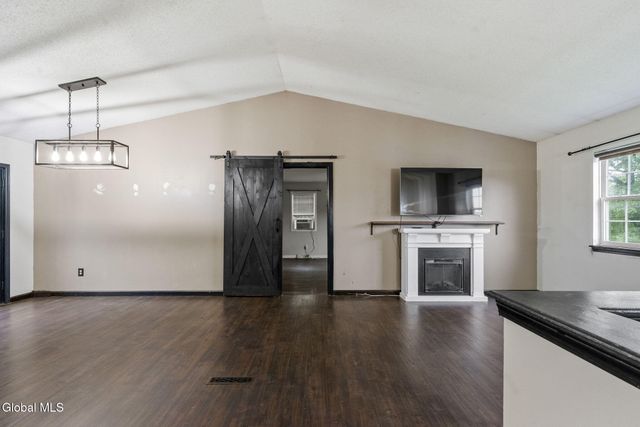 52 Boght Road, Colonie, NY 12189