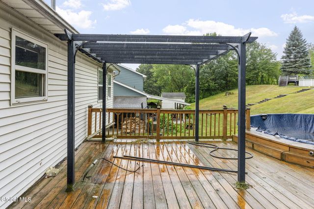 52 Boght Road, Colonie, NY 12189