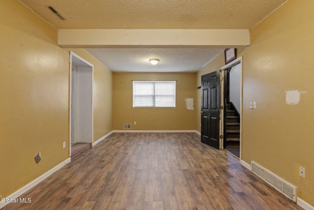 52 Boght Road, Colonie, NY 12189