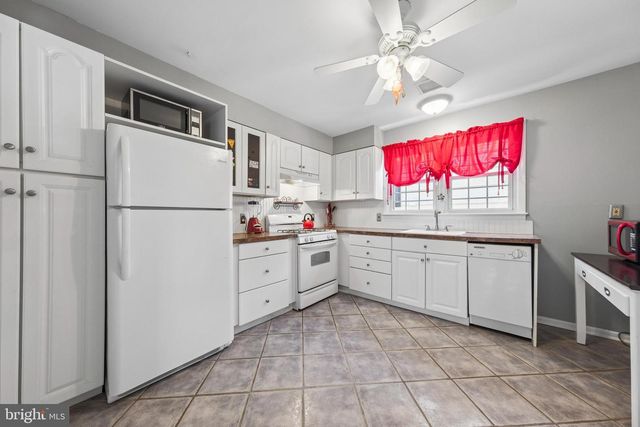 136 INSKIP AVE, Ocean Grove, NJ 07756