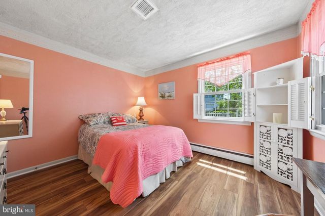 136 INSKIP AVE, Ocean Grove, NJ 07756