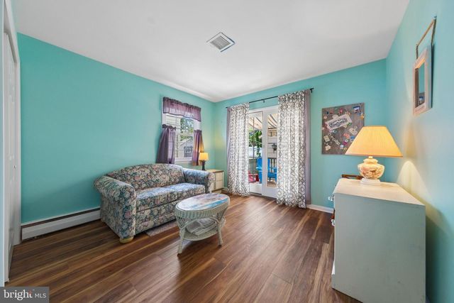 136 INSKIP AVE, Ocean Grove, NJ 07756