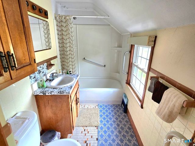 66 Saint Augustine Street, West Hartford, CT 06110