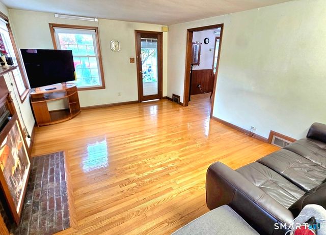 66 Saint Augustine Street, West Hartford, CT 06110