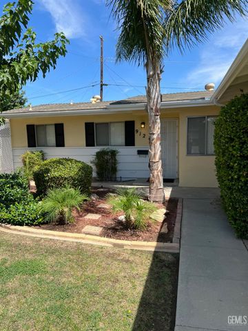 912 Monna Avenue, Bakersfield, CA 93308