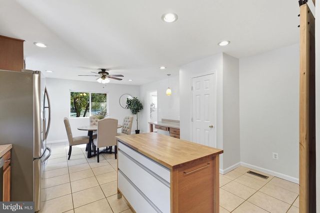 2501 DEWITT AVE, Alexandria, VA 22301
