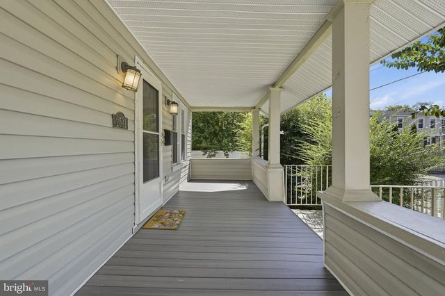 2501 DEWITT AVE, Alexandria, VA 22301