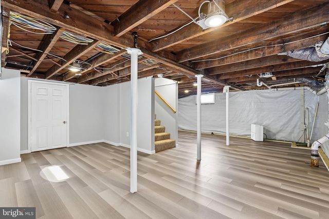 2501 DEWITT AVE, Alexandria, VA 22301