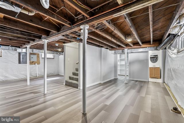 2501 DEWITT AVE, Alexandria, VA 22301