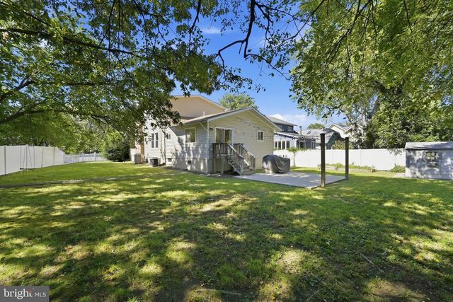 2501 DEWITT AVE, Alexandria, VA 22301