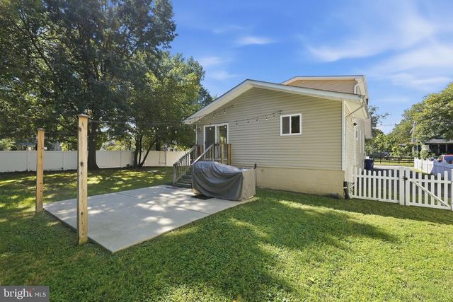 2501 DEWITT AVE, Alexandria, VA 22301