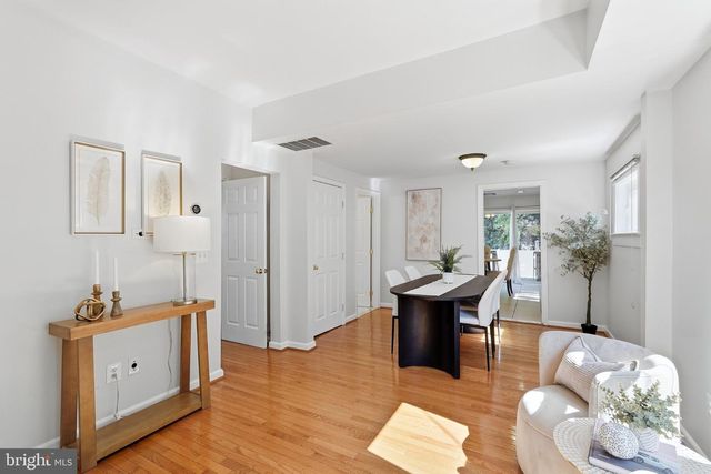 2501 DEWITT AVE, Alexandria, VA 22301