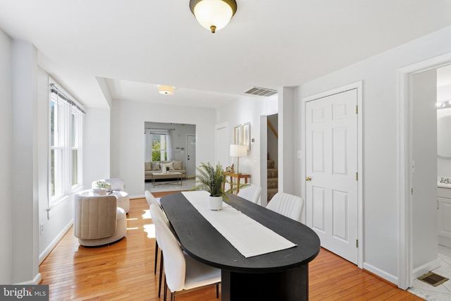 2501 DEWITT AVE, Alexandria, VA 22301