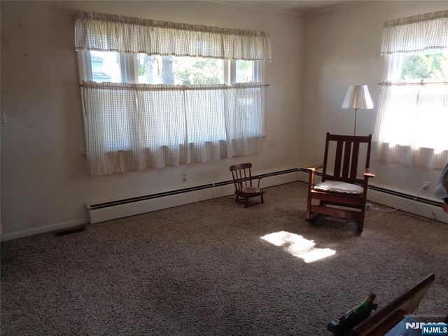 12 Minerva Avenue, Hawthorne, NJ 07506