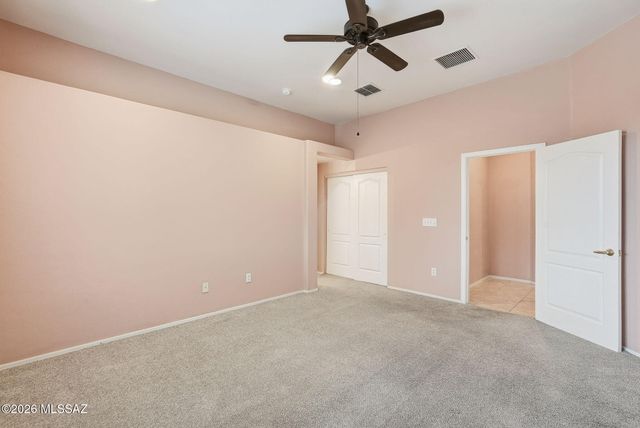 2455 N Avenida Tabica, Green Valley, AZ 85614