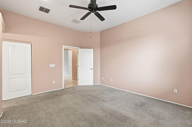 2455 N Avenida Tabica, Green Valley, AZ 85614