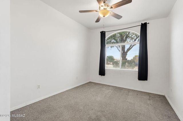 2455 N Avenida Tabica, Green Valley, AZ 85614