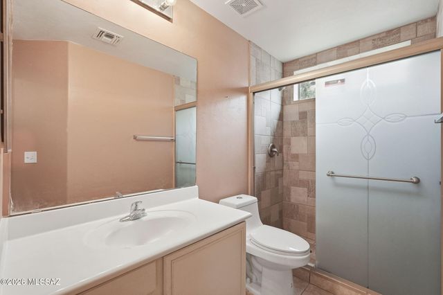 2455 N Avenida Tabica, Green Valley, AZ 85614