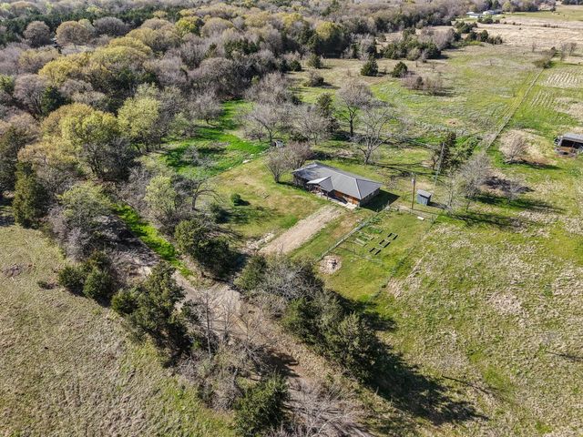 338 County Road 1120, Ravenna, TX 75476